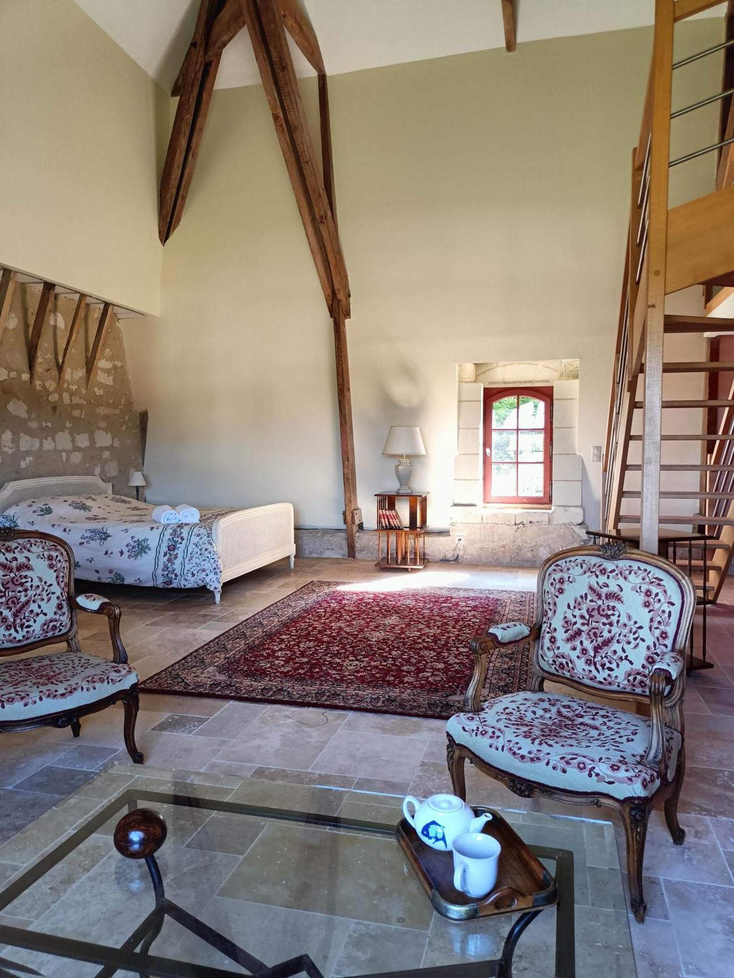 Chambres D'Hotes Au Chateau De Gizeux Exteriér fotografie