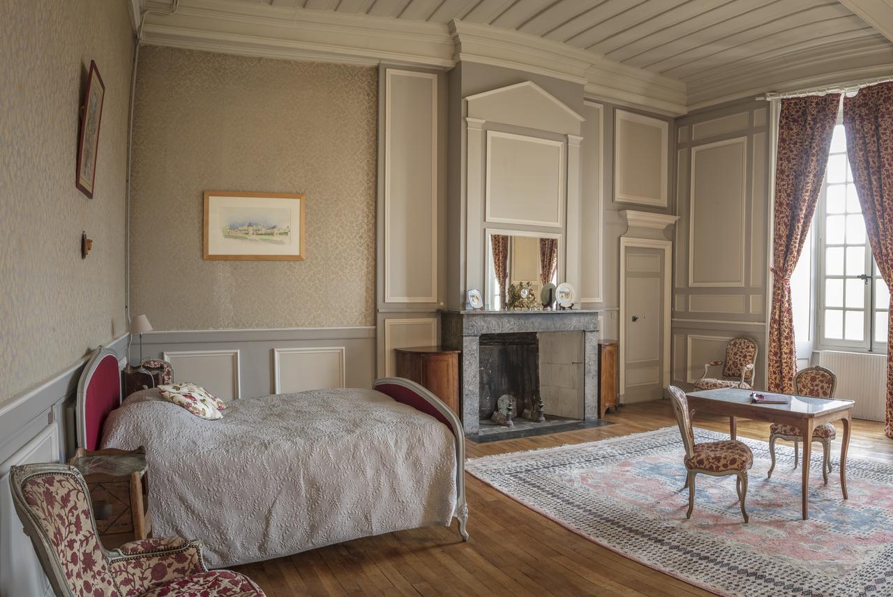 Chambres D'Hotes Au Chateau De Gizeux Exteriér fotografie
